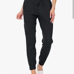 Women’s Black Jogger Scrub Pants